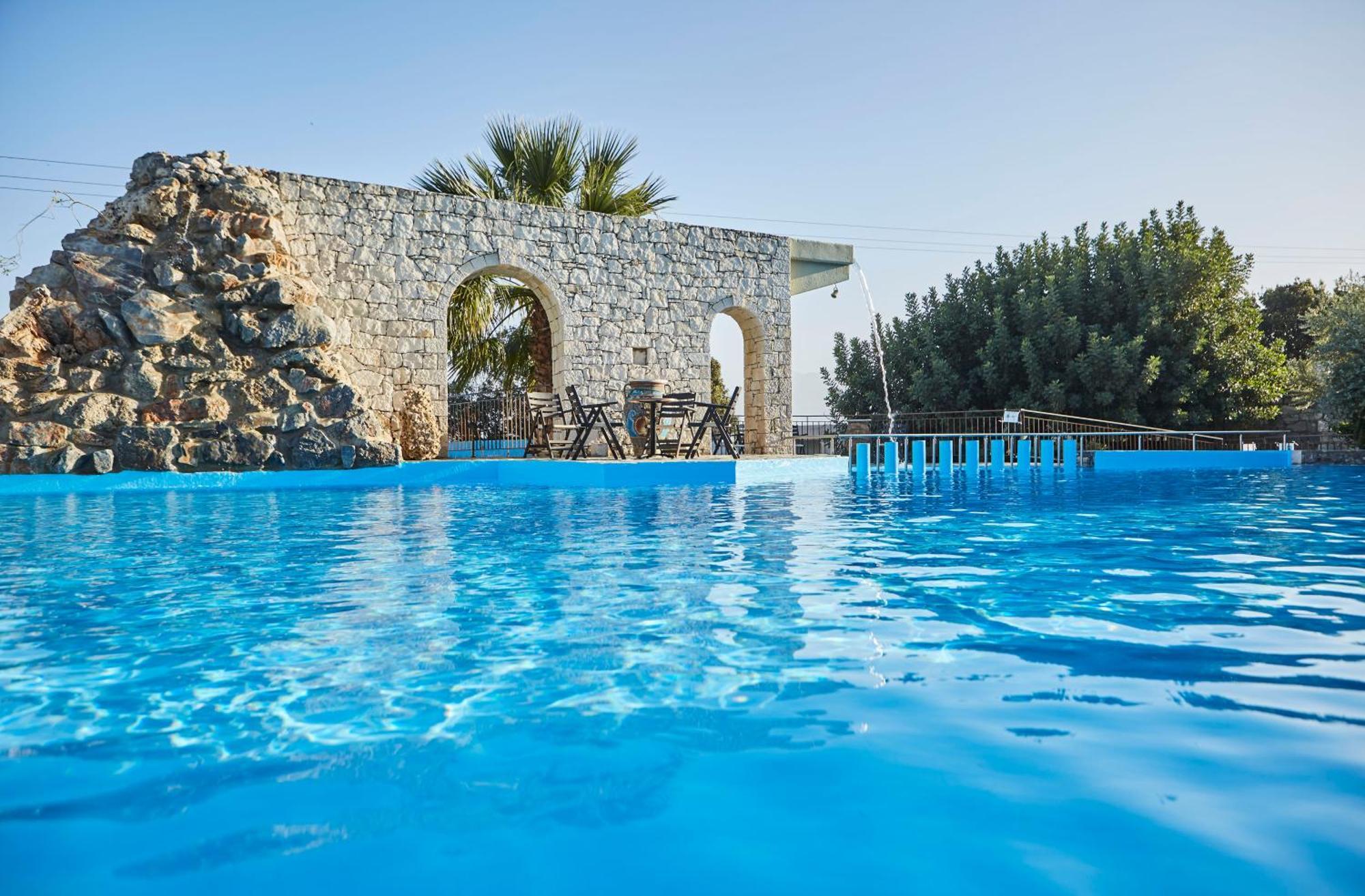 Arolithos Traditional Village Hotel Tílisos Esterno foto